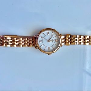 Fossil Brand New-women’s rose gold watch